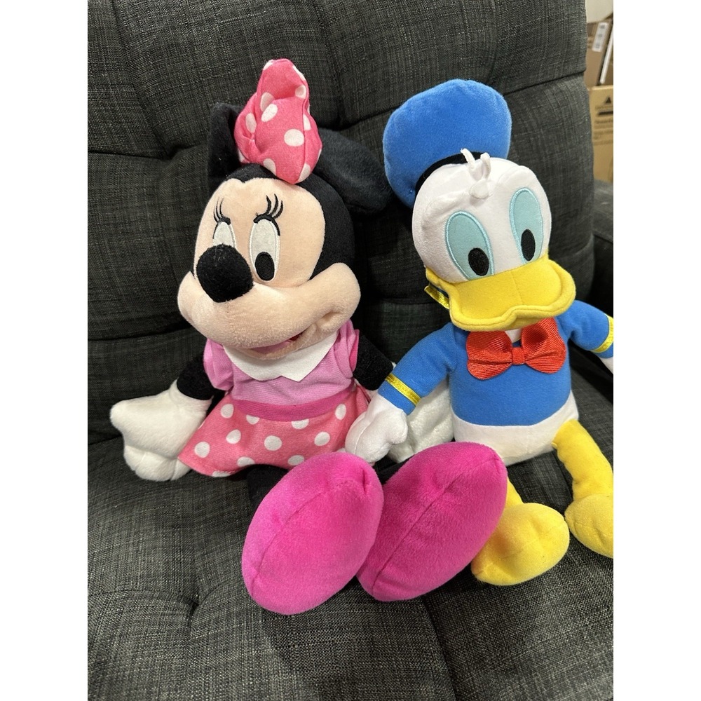Minnie Mouse And Donald Duck Plush Dolls